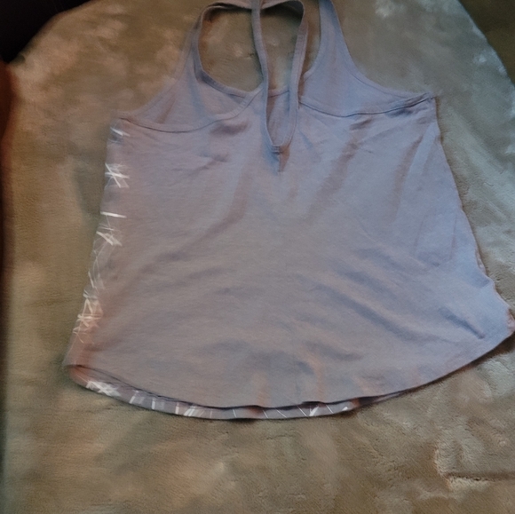 Under Armour tank top. Size large - Picture 2 of 3